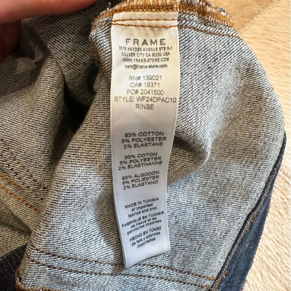 Frame Modern Pocket Jean - Picture 9 of 10
